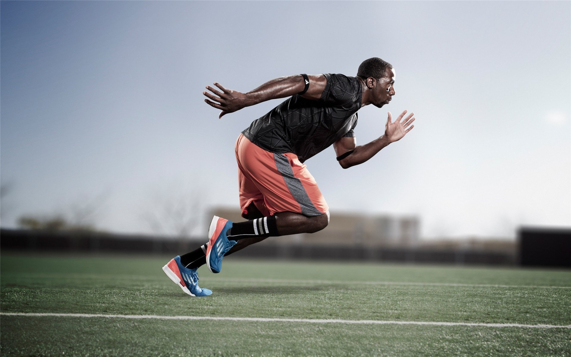 斯密斯：无缝连接全黑队进攻与防守的关键球员，美国斯密斯