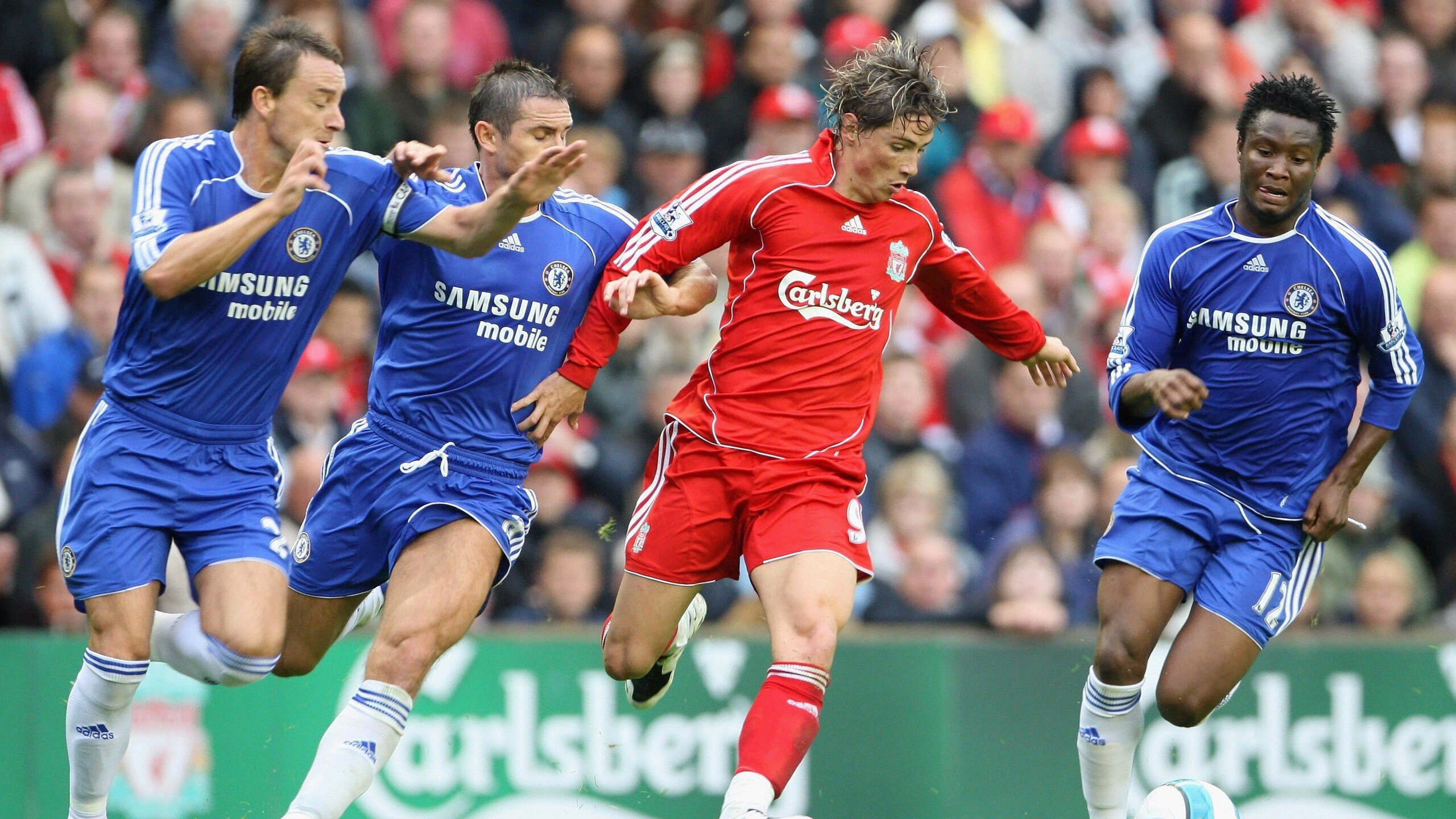 胡贝特·科斯技术动作完美助力夺冠，胡贝尔特