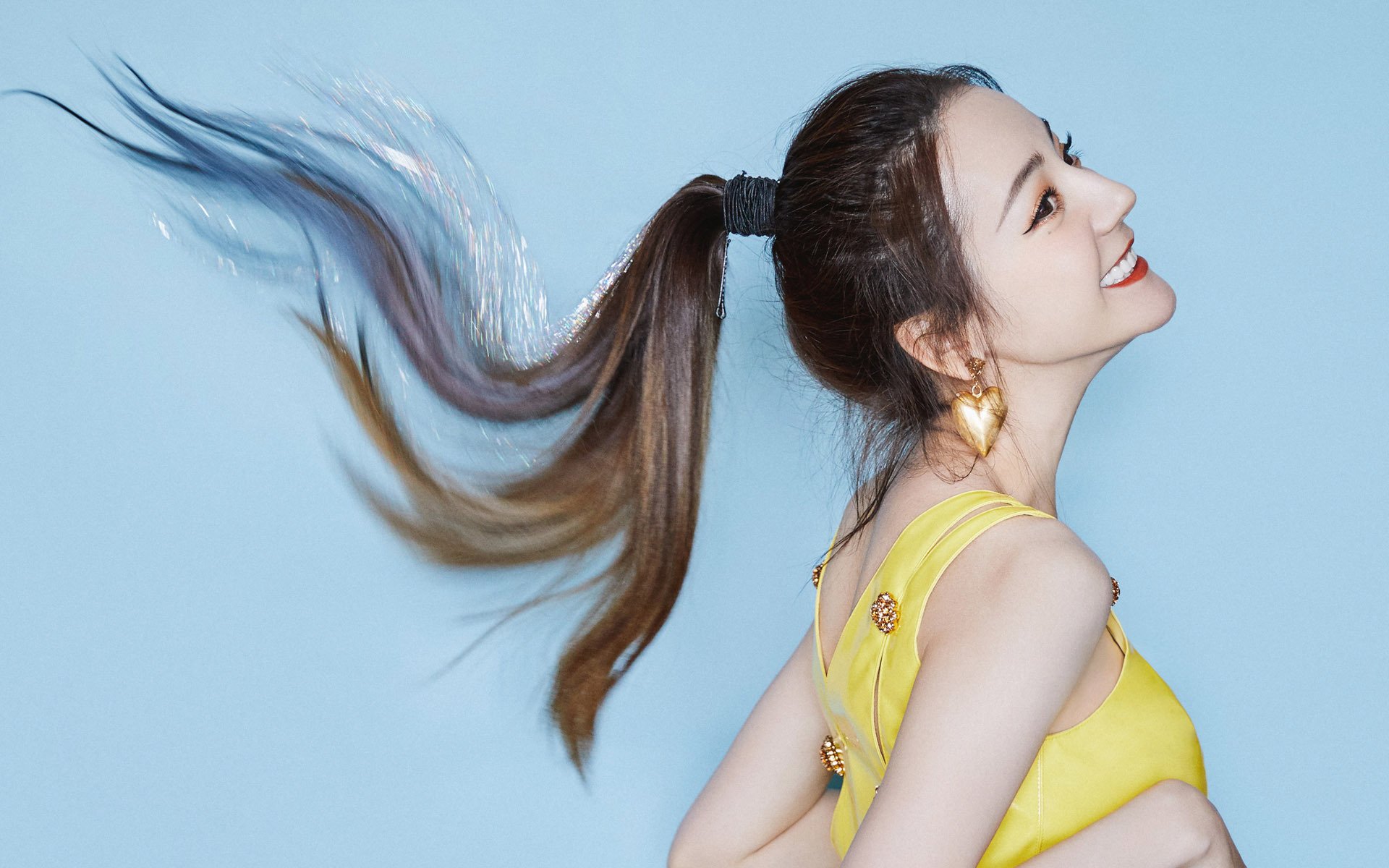 JIUYOU GAMING-_逆境中的坚韧：运动员咬紧牙关完成精彩逆转_，运动员嘴里咬的是什么